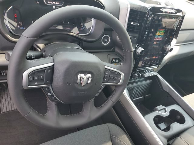 New 2026 RAM 1500 Big Horn AWD/4WD image 18