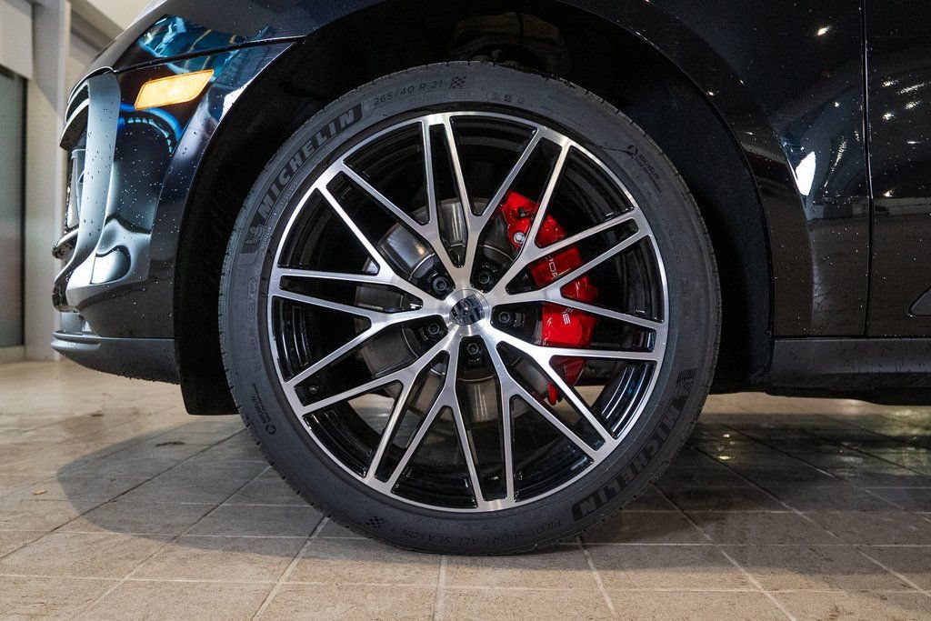 New 2026 Porsche Macan S AWD/4WD image 11