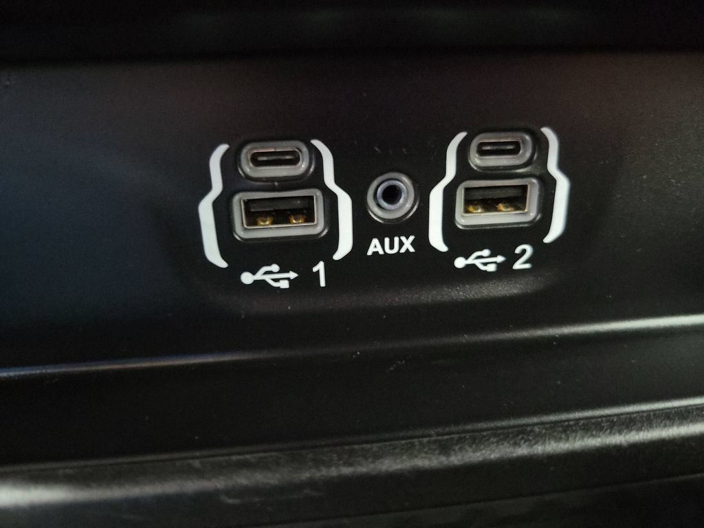 Used 2023 RAM 1500 Laramie AWD/4WD image 49