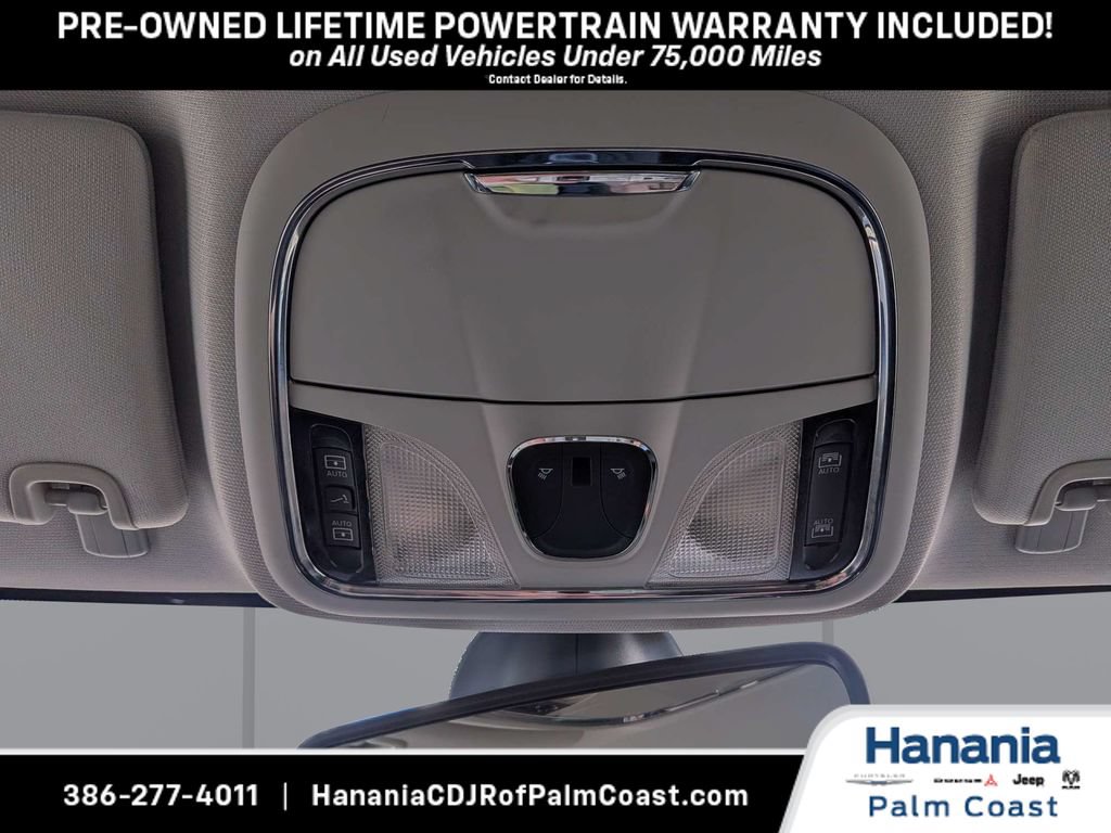 Used 2019 Jeep Cherokee Latitude Plus w/ Comfort/Convenience Group AWD/4WD image 26