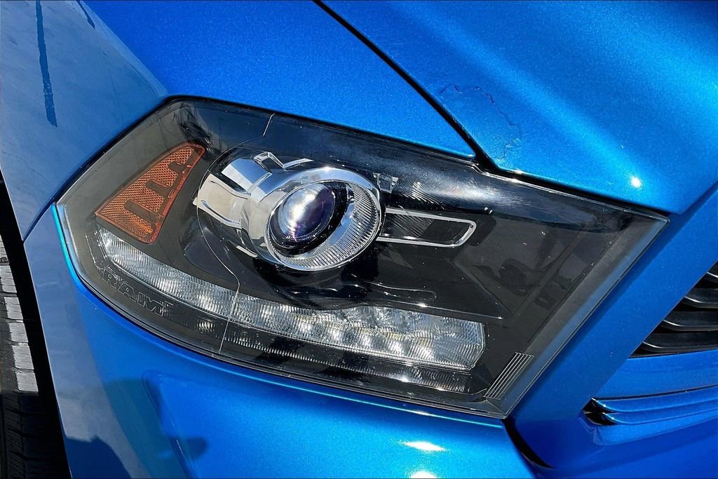 Certified 2018 RAM 1500 Sport w/ Hydro Blue Sport Package image 29