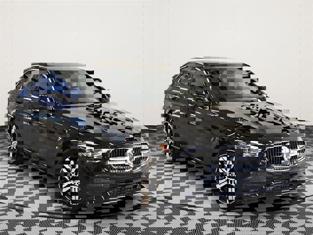 New 2025 Mercedes-Benz C 300 4MATIC Sedan