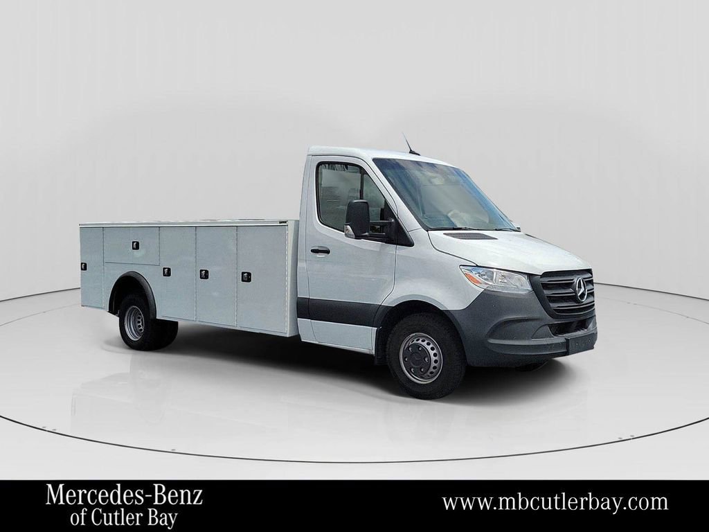 New 2023 Mercedes-Benz Sprinter 4500