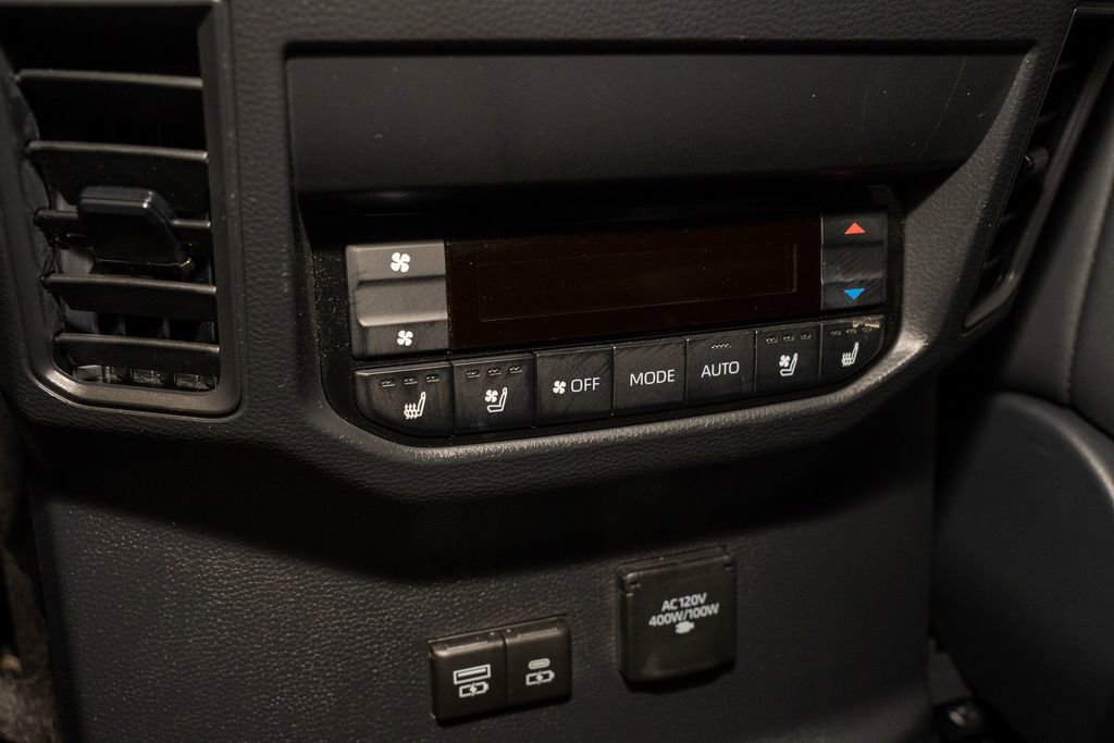 Certified 2023 Toyota Sequoia Platinum image 8