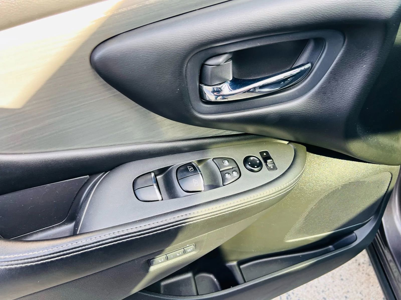 Used 2015 Nissan Murano Platinum w/ Platinum Technology Package image 33