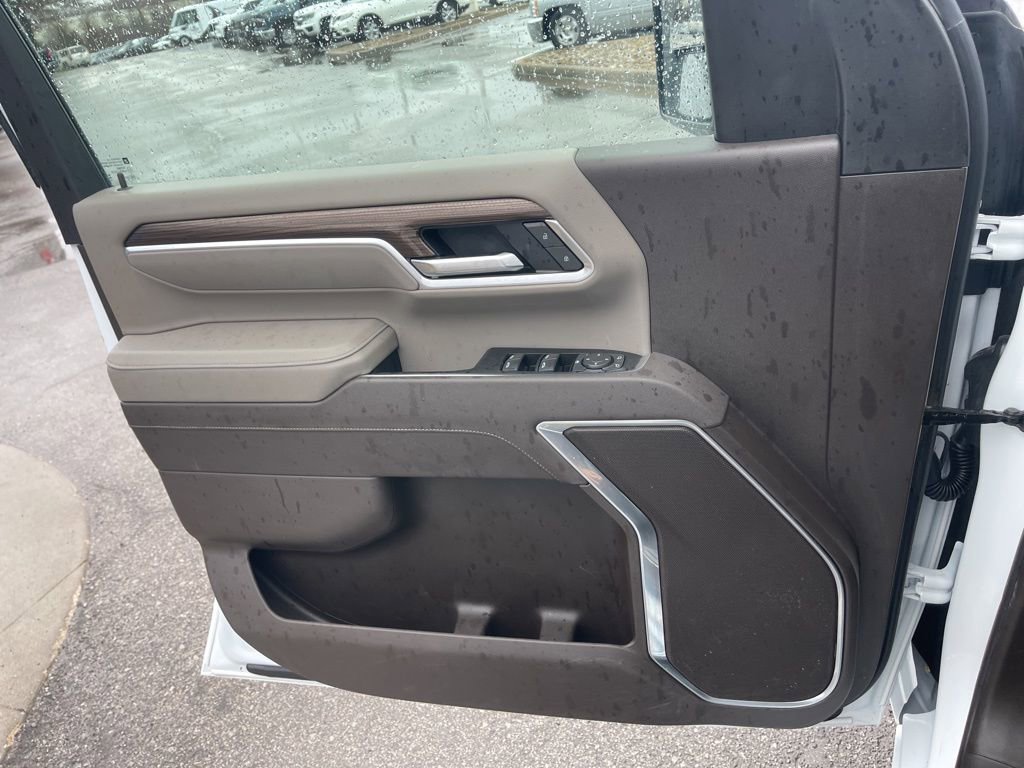 Certified 2025 Chevrolet Silverado 2500 LT w/ Convenience Package image 34