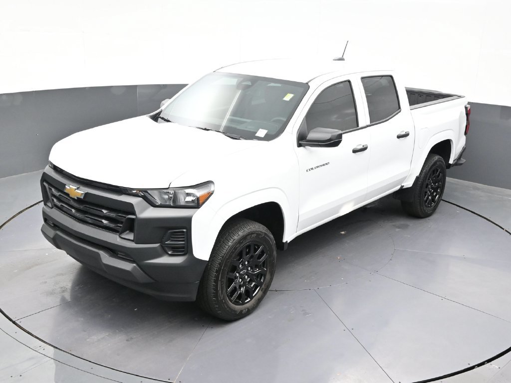 Used 2026 Chevrolet Colorado W/T w/ WT Custom Package RWD image 12