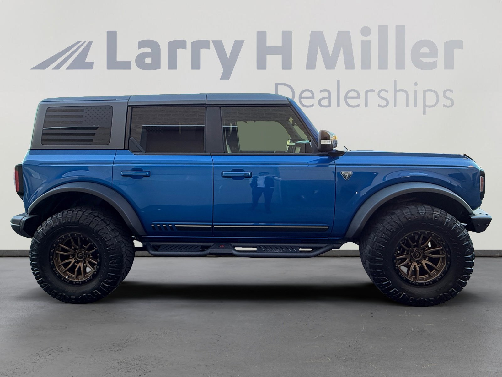 Used 2021 Ford Bronco First Edition image 6
