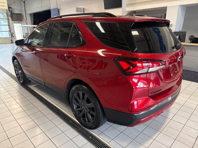 Used 2023 Chevrolet Equinox RS AWD/4WD image 5