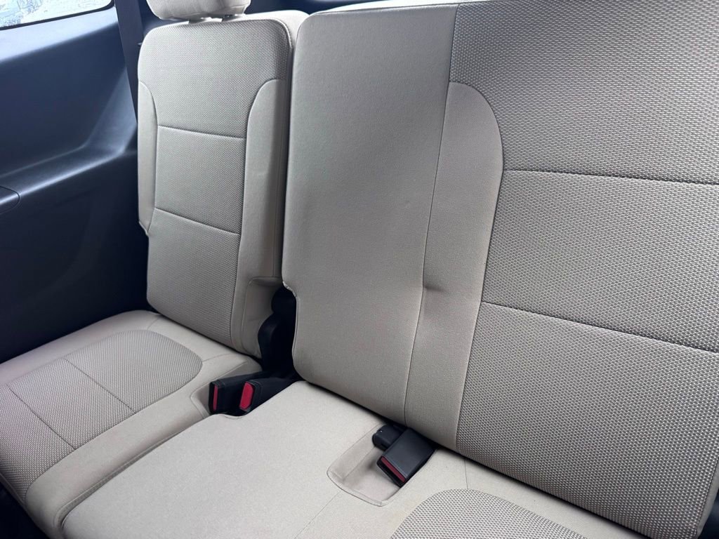 Used 2023 Chevrolet Traverse LS w/ Safety Package image 10