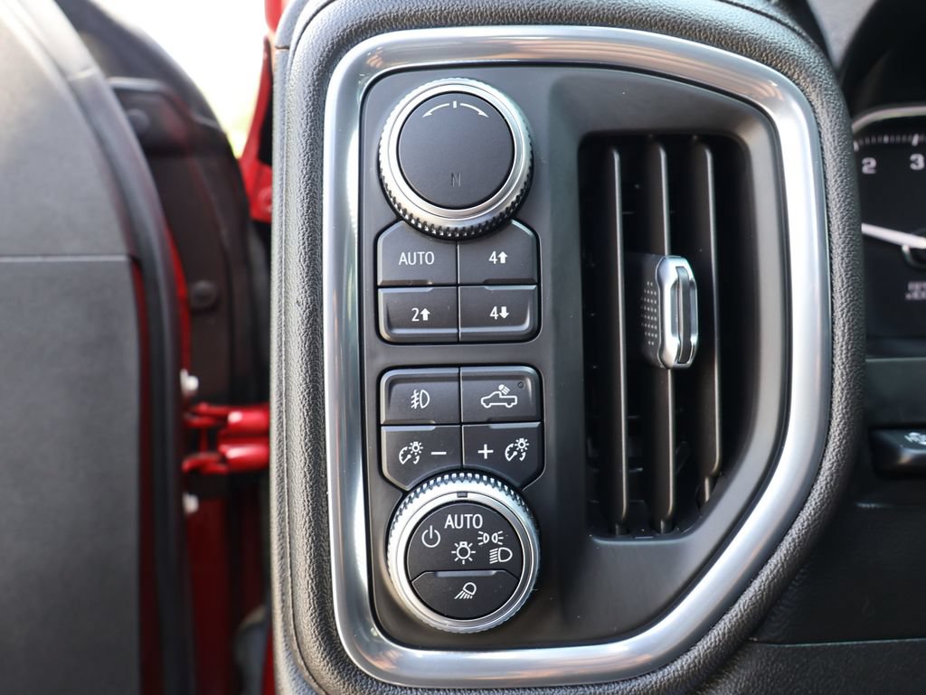 Used 2019 GMC Sierra 1500 Denali w/ Technology Package AWD/4WD image 13
