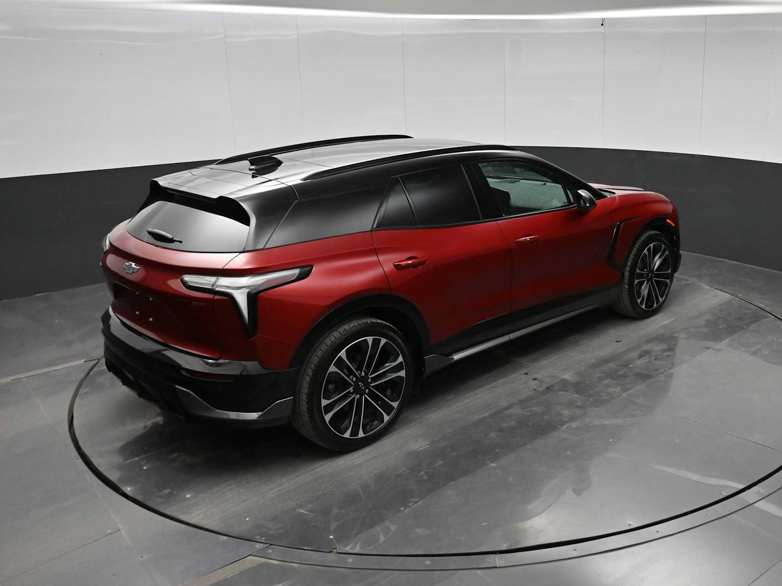 Used 2025 Chevrolet Blazer EV SS AWD/4WD image 30