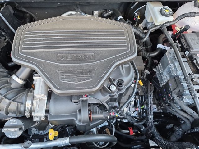 Used 2026 Cadillac XT5 Sportv w/ LPO, Floor Liner Package AWD/4WD image 27