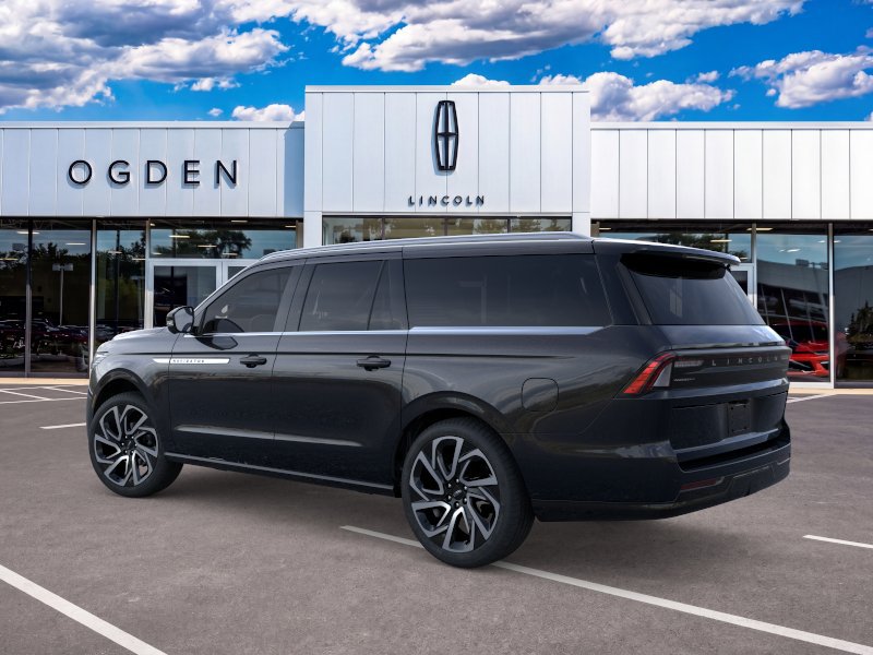 New 2026 Lincoln Navigator L Reserve AWD/4WD image 4