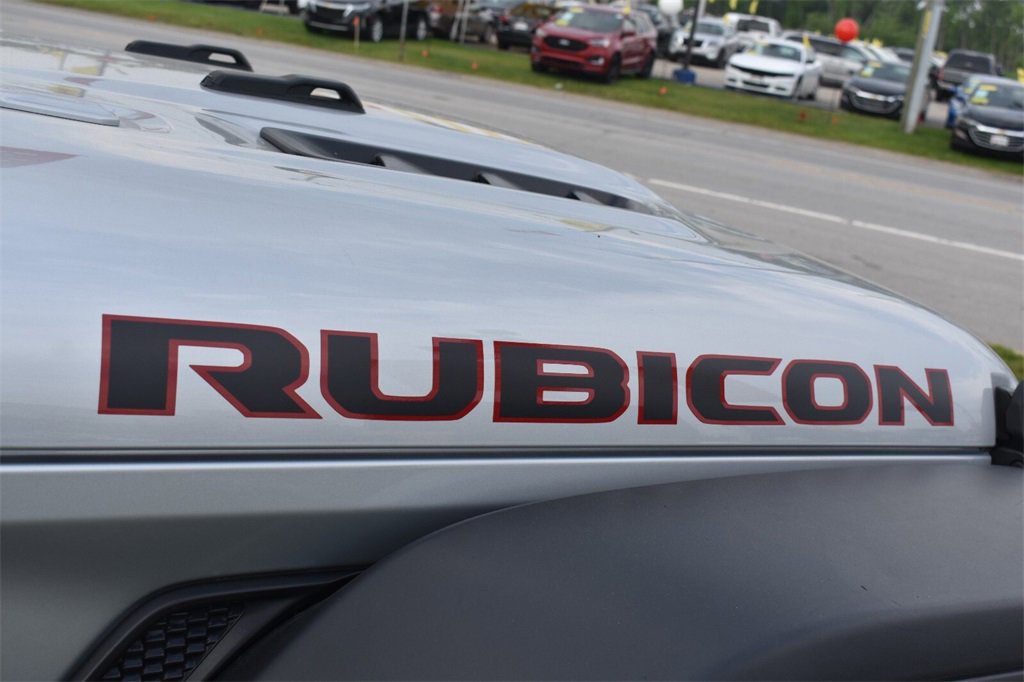 Used 2024 Jeep Wrangler Unlimited Rubicon w/ Technology Group image 16