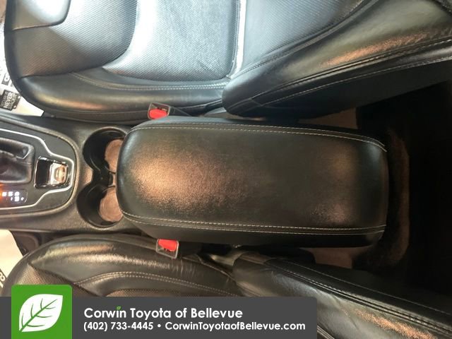 Used 2019 Jeep Cherokee Limited image 26