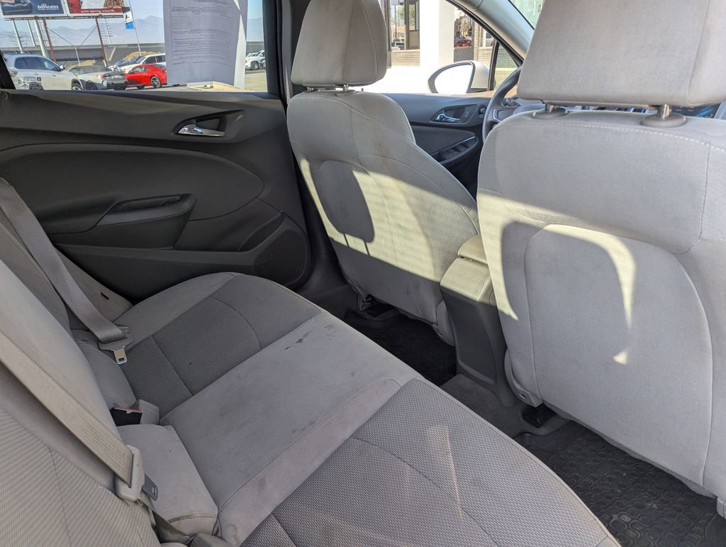 Used 2018 Chevrolet Cruze LS image 27