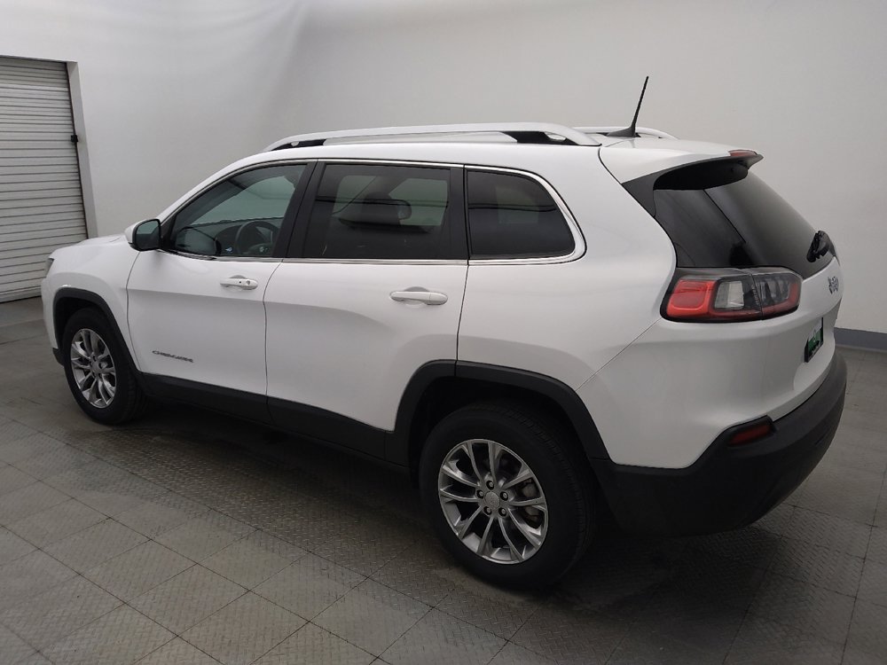 Used 2021 Jeep Cherokee Latitude Plus FWD image 3