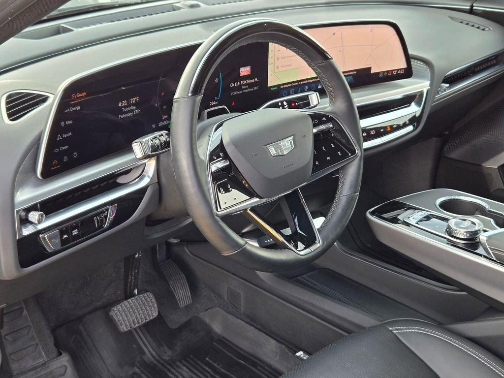 Certified 2025 Cadillac Lyriq Luxury w/ LPO, Floor Liner Package image 10