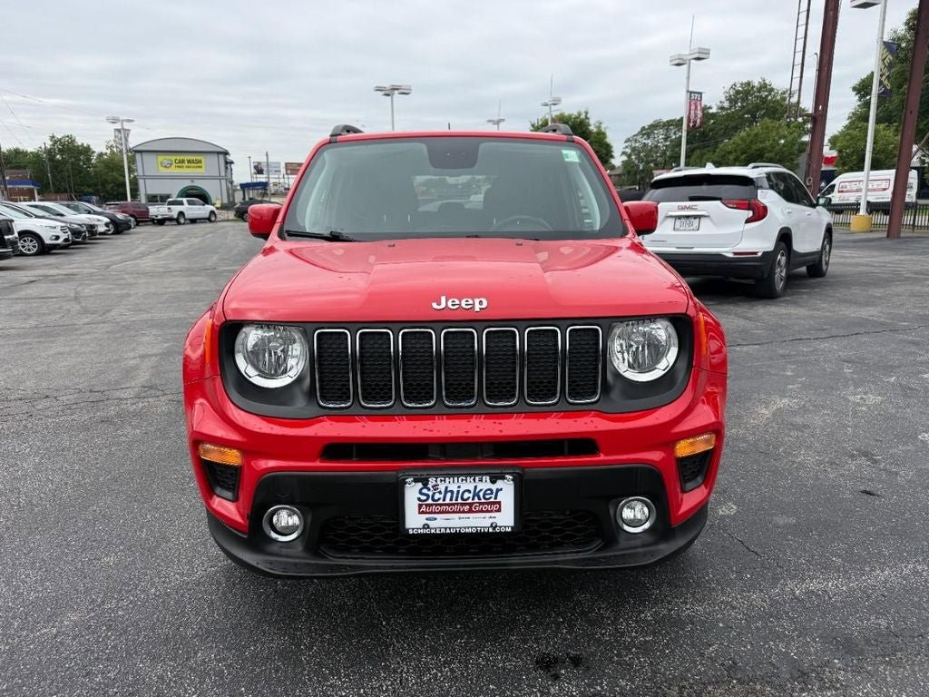 Used 2019 Jeep Renegade Latitude w/ Cold Weather Group AWD/4WD image 10