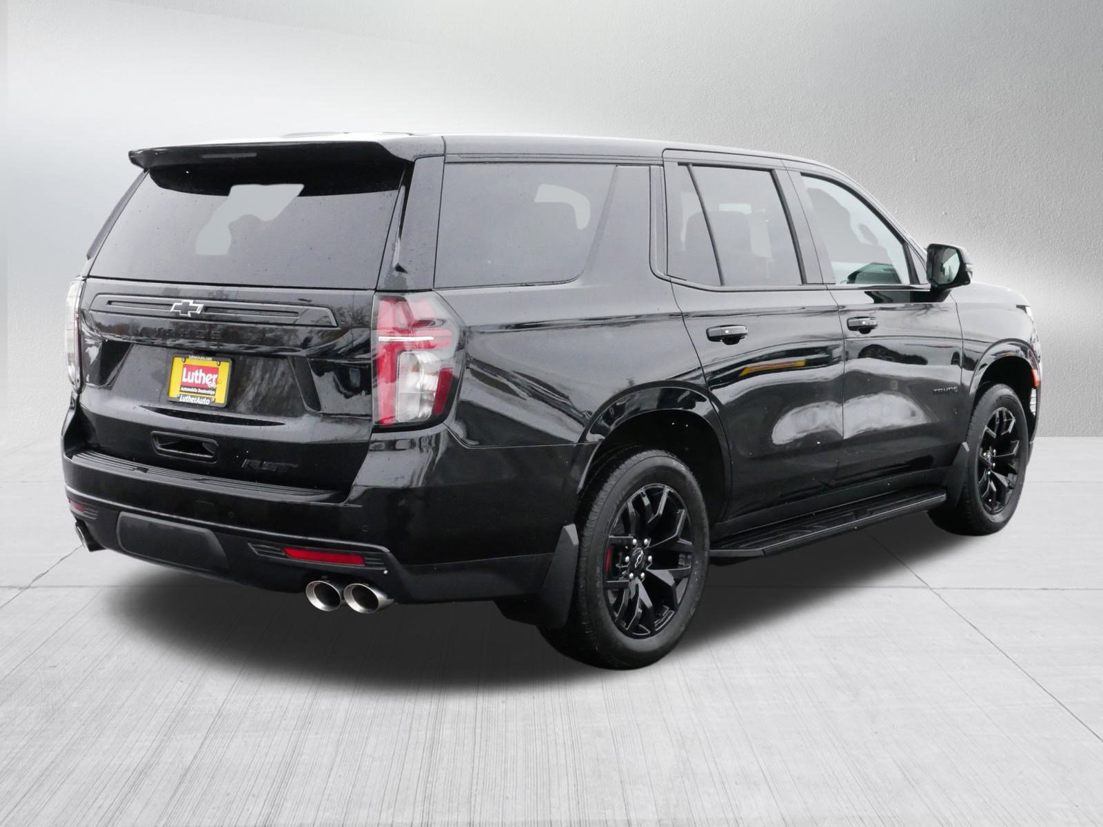 Used 2024 Chevrolet Tahoe RST w/ RST Performance Edition image 7
