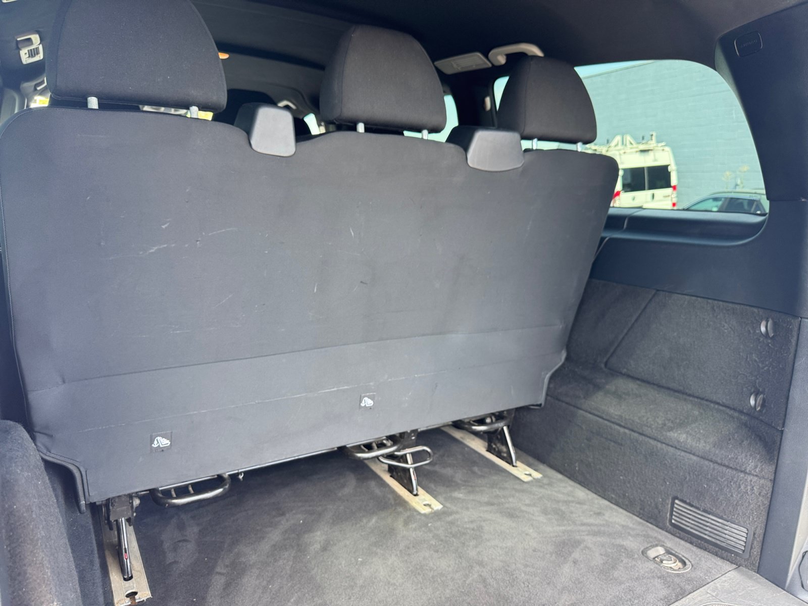 Used 2019 Mercedes-Benz Metris Passenger image 17