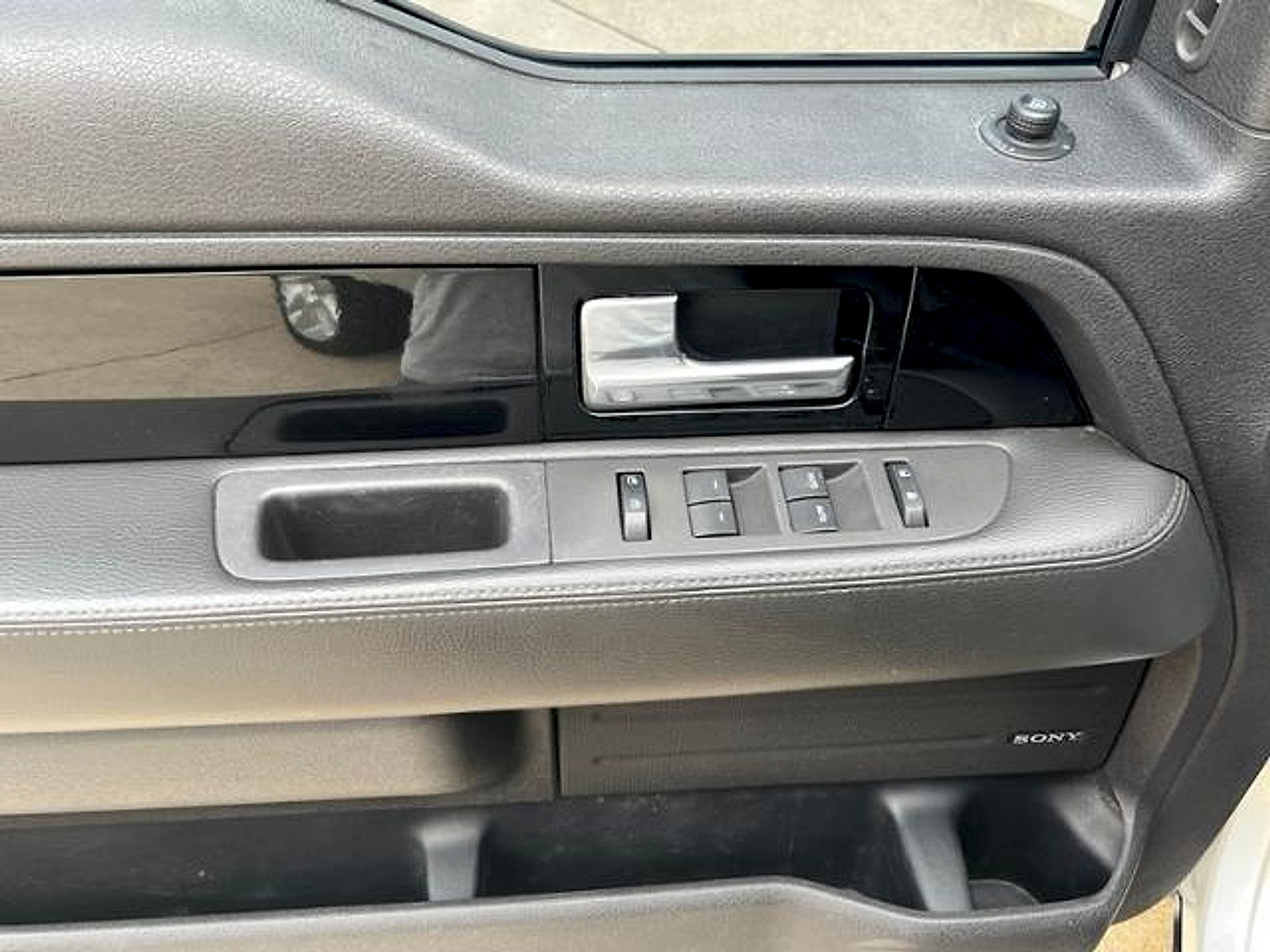 Used 2011 Ford F150 Harley-Davidson AWD/4WD image 11