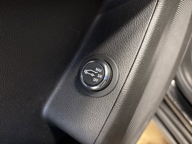 Used 2023 Chevrolet Traverse LT w/ LPO, Floor Liner Package image 38