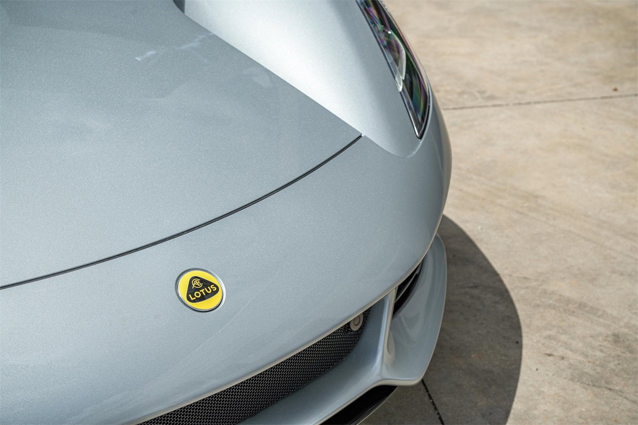 New 2025 Lotus Emira image 4