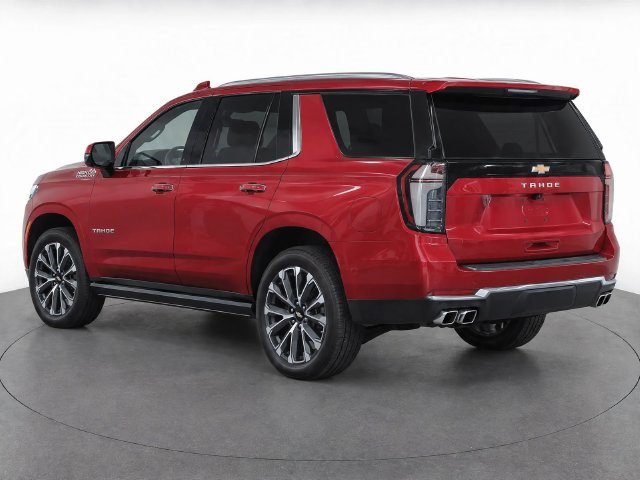 Used 2025 Chevrolet Tahoe High Country AWD/4WD image 5