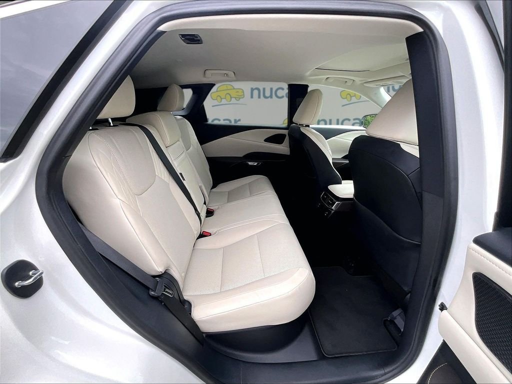 Used 2023 Lexus RX 350 Premium w/ Accessory Package AWD/4WD image 16