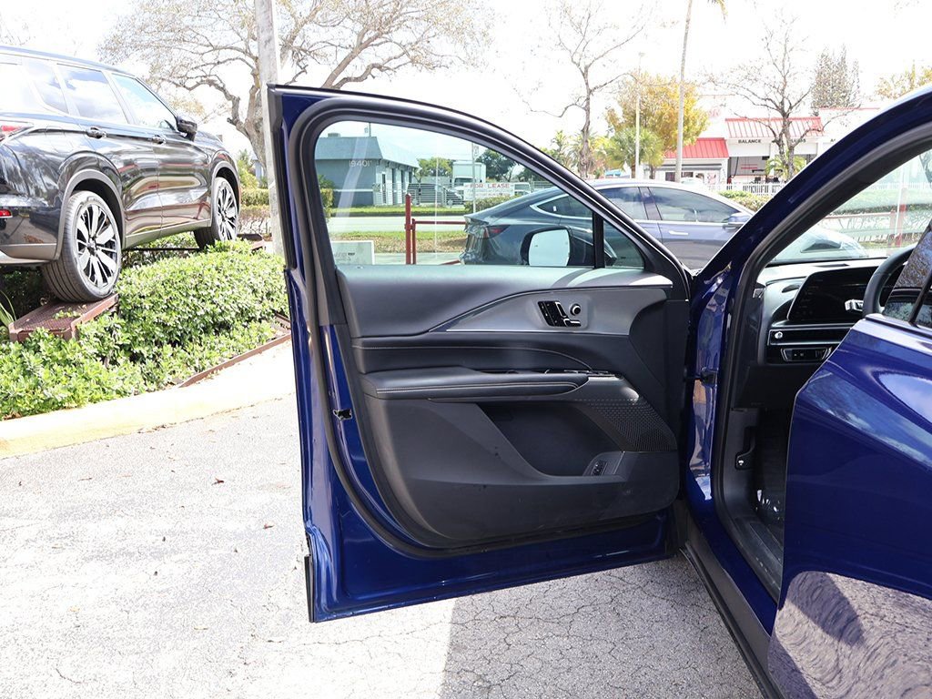 Used 2024 Cadillac Lyriq Tech w/ Driver Assist Package image 24