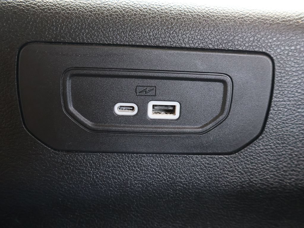 Used 2022 Jeep Grand Cherokee L Limited AWD/4WD image 63