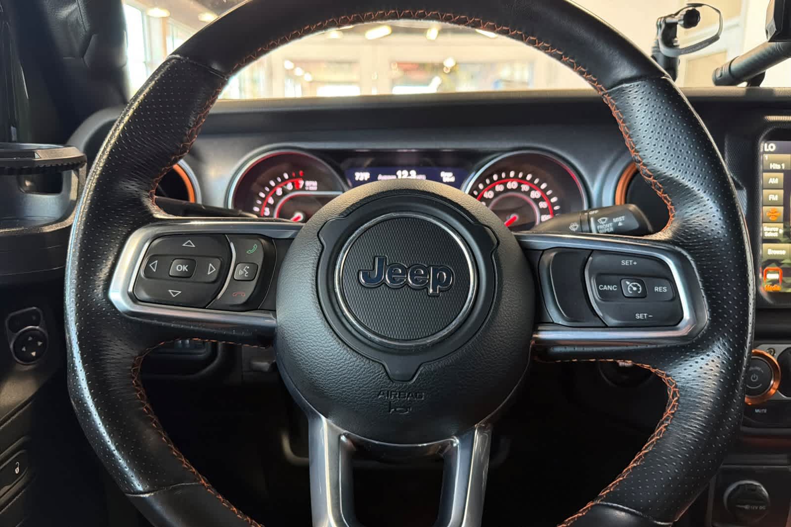 Used 2021 Jeep Gladiator Mojave AWD/4WD image 25