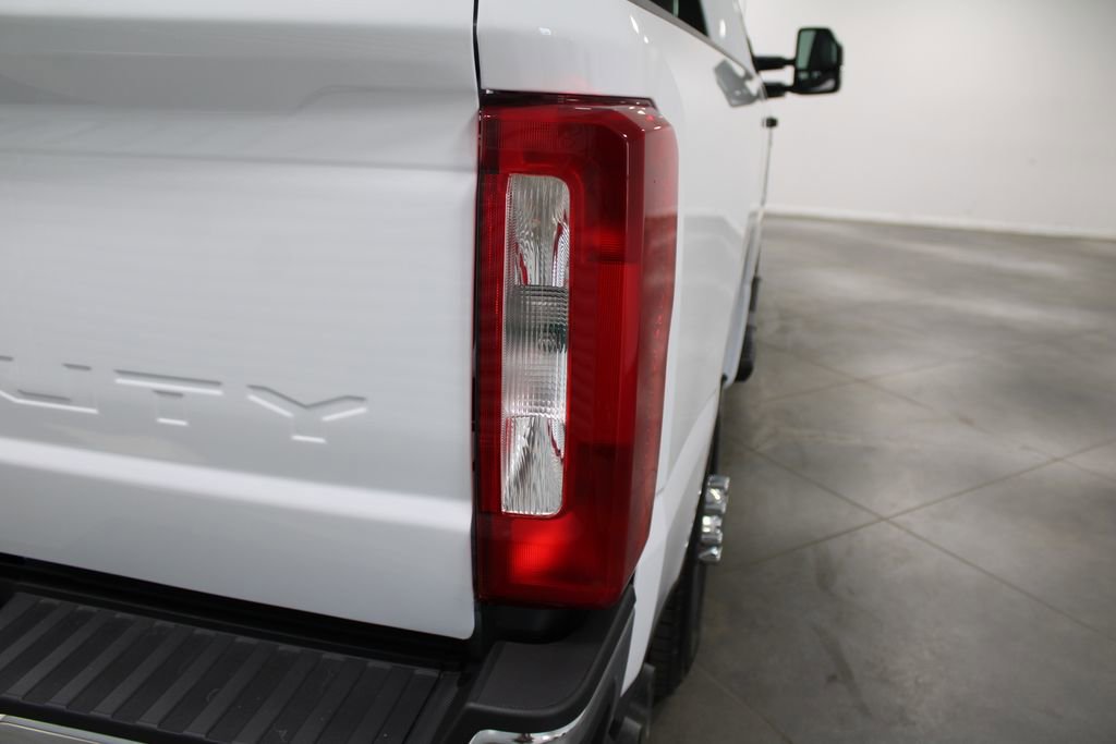 New 2026 Ford F250 XL image 13