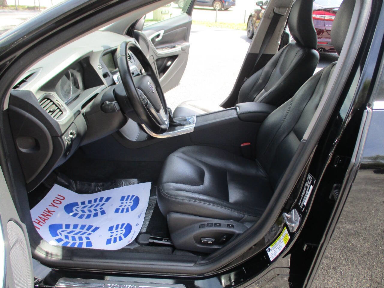 Used 2015 Volvo S60 T5 Premier w/ Convenience Package image 10