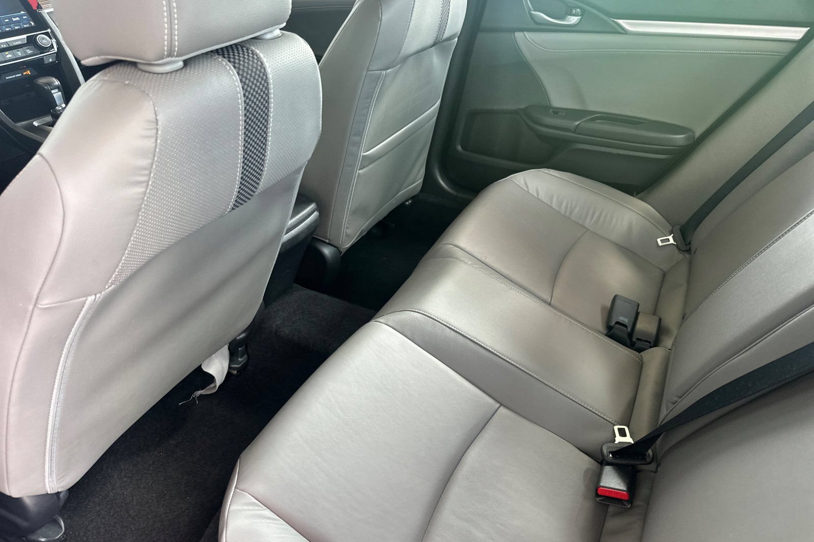 Used 2019 Honda Civic EX-L image 14