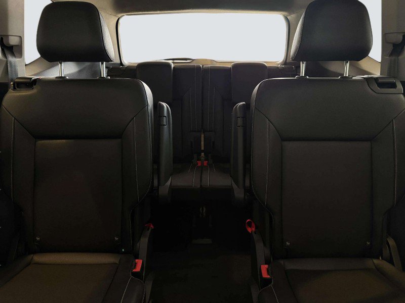 Used 2021 Volkswagen Atlas SEL FWD image 32