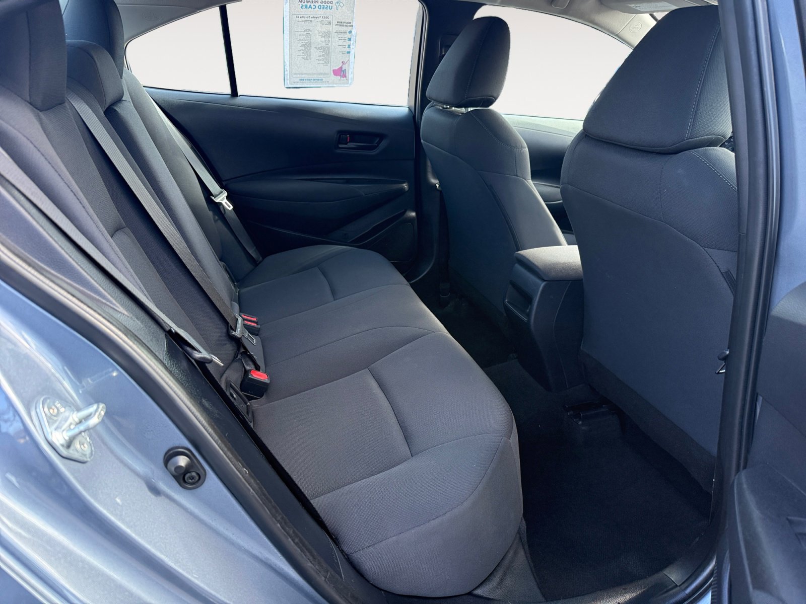 Used 2022 Toyota Corolla LE image 18