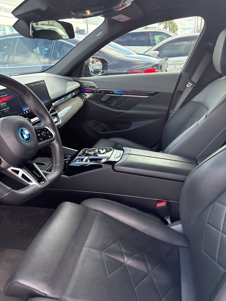 Certified 2024 BMW i5 M60 w/ Premium Package AWD/4WD image 4
