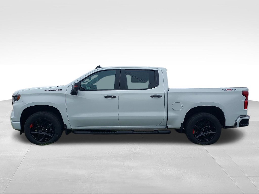 New 2026 Chevrolet Silverado 1500 RST w/ Redline Edition AWD/4WD image 2
