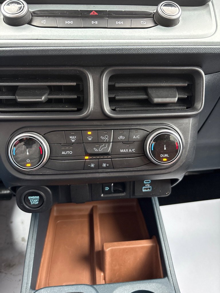 Used 2022 Ford Maverick Lariat w/ Equipment Group 500A Standard image 20