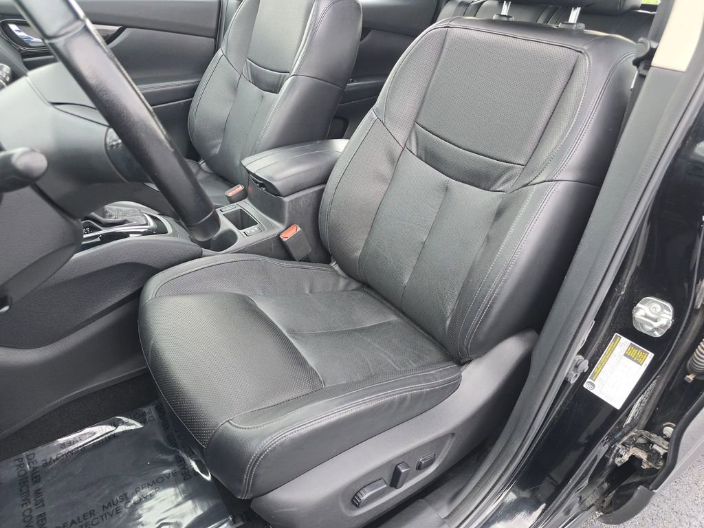 Used 2021 Nissan Rogue Sport SL w/ Premium Package image 27