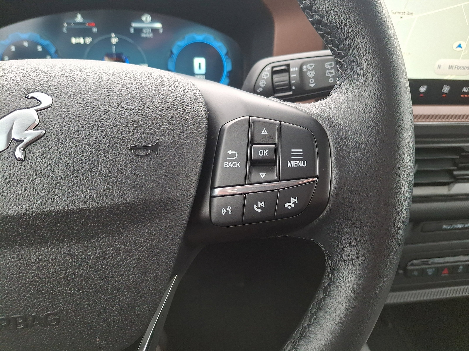 Certified 2025 Ford Bronco Sport Outer Banks w/ Outer Banks Tech Package+ AWD/4WD image 22