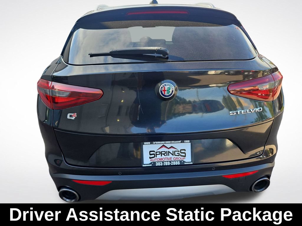 Used 2018 Alfa Romeo Stelvio Ti AWD/4WD image 5