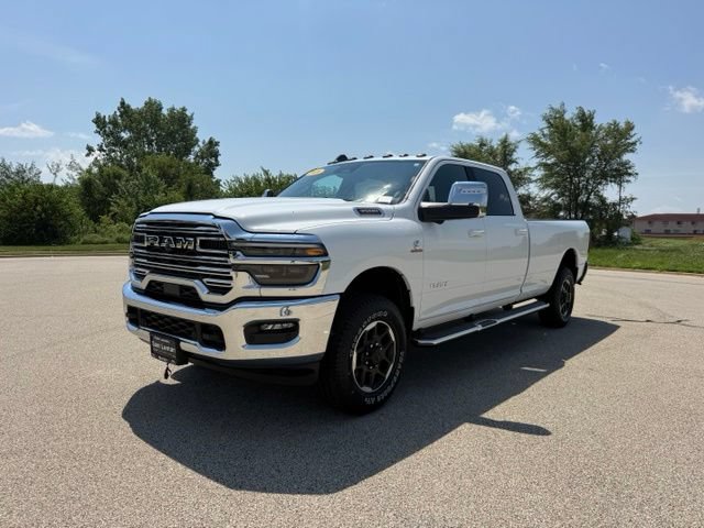 Used 2026 RAM 3500 Laramie w/ Towing Technology Group AWD/4WD image 2