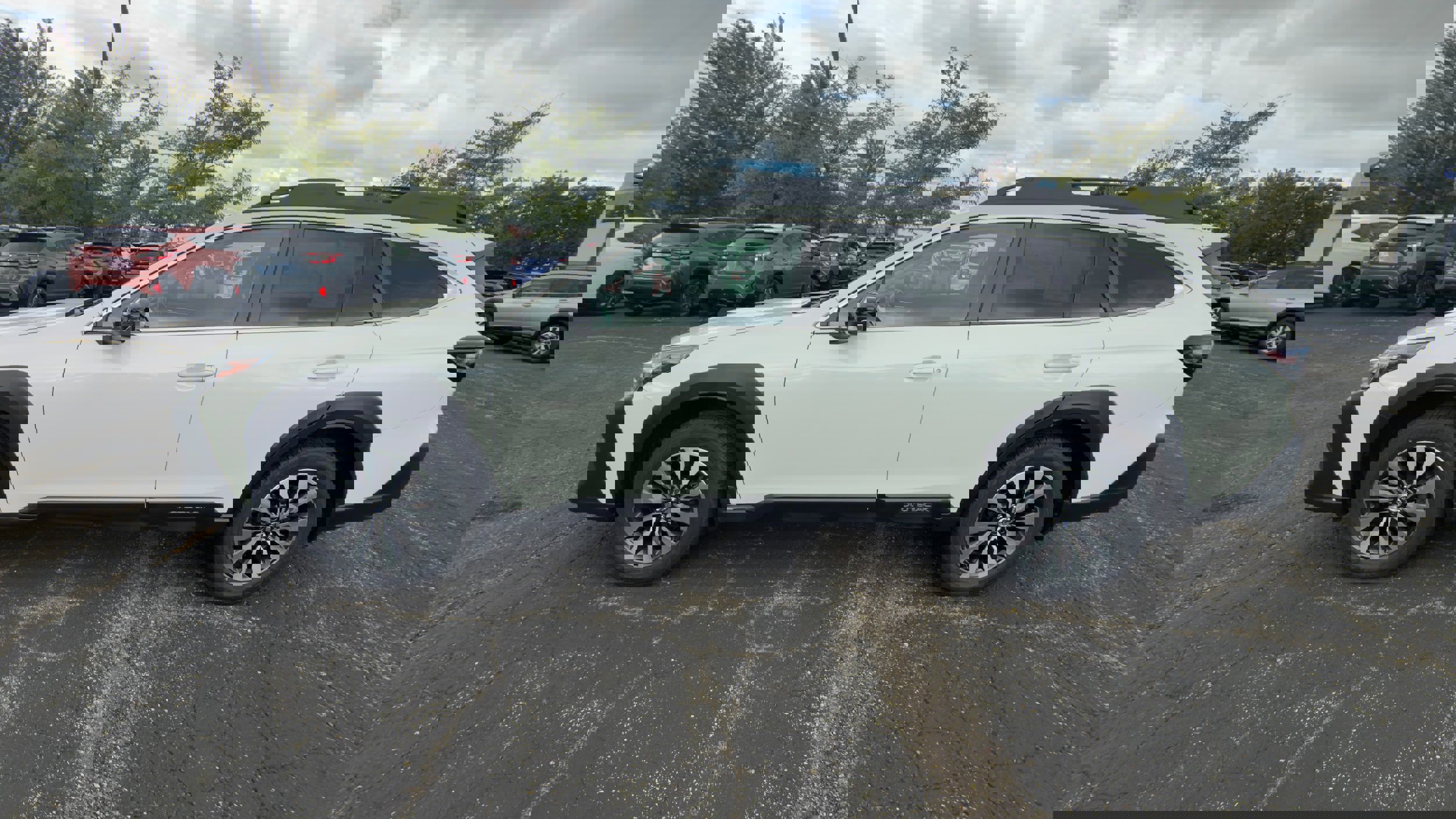 Certified 2023 Subaru Outback Limited w/ Popular Package #2 image 6