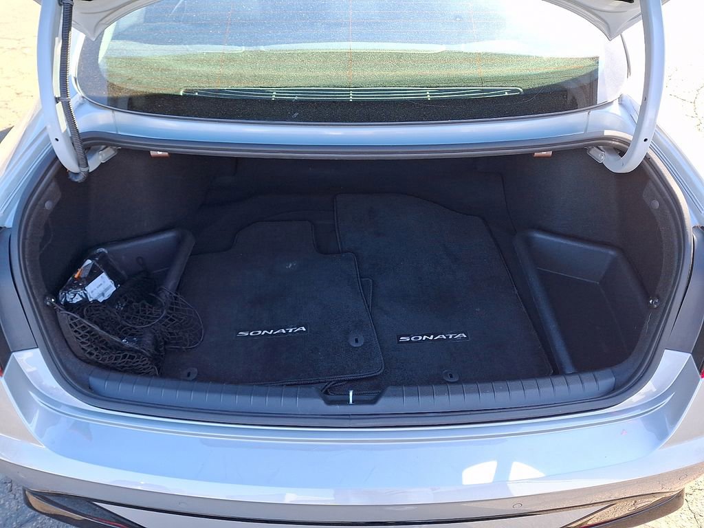 Used 2023 Hyundai Sonata Limited w/ Preferred Accessory Package FWD image 30
