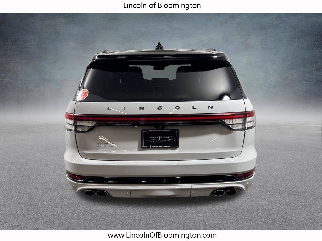 New 2027 Lincoln Aviator Black Label w/ Black Label Special Edition AWD/4WD image 5