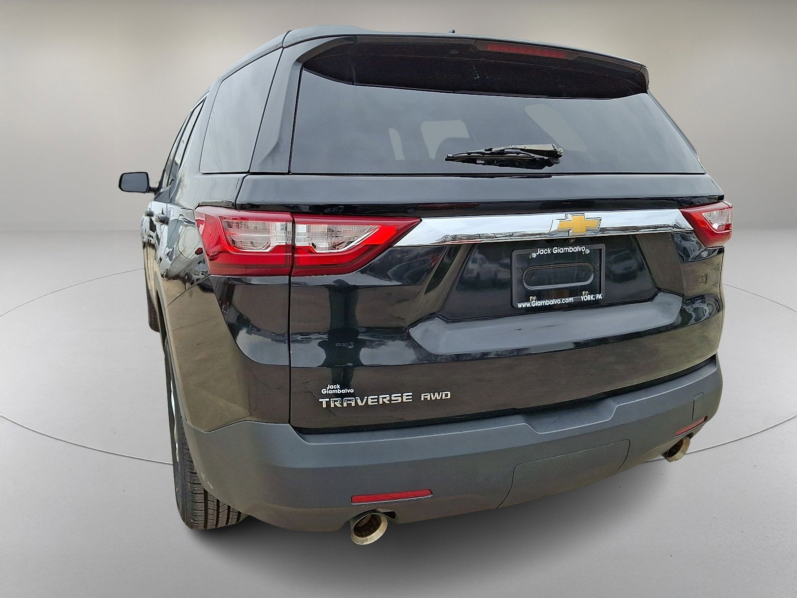 Used 2018 Chevrolet Traverse LS image 8